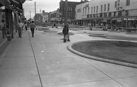 Construction of the mall on St. Germain Street, St. Cloud, 1972