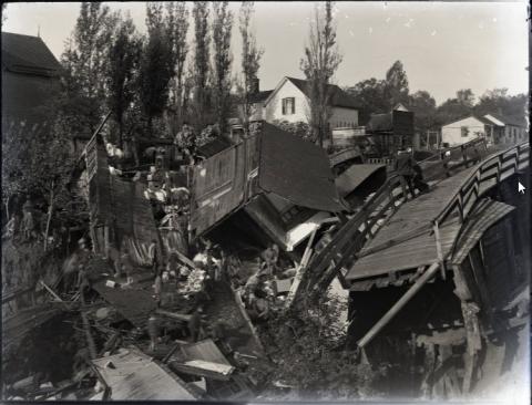 Wennerberg Store after flood damage, Stillwater, Minnesota