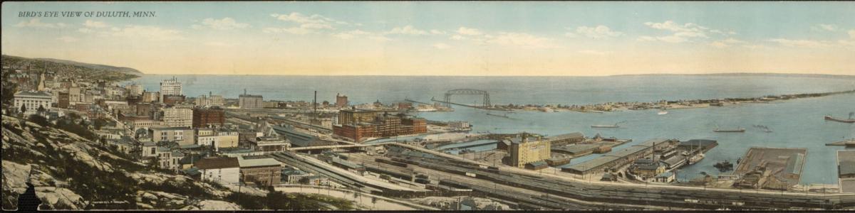 Bird's Eye view of Duluth, Minnesota from Boulevard Drive